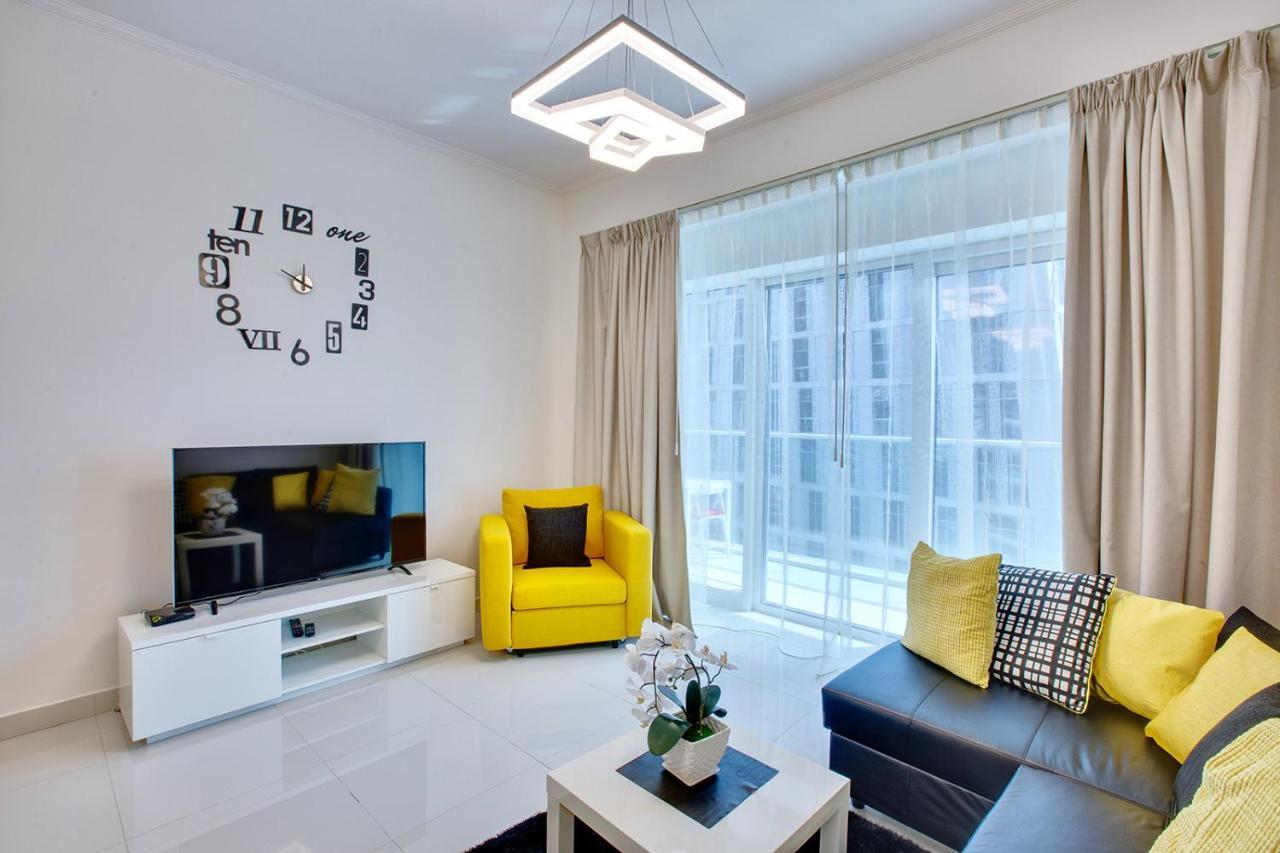 Apartamento Ultra Modern 1Bd In Damac Heights Marina Dubái Exterior foto